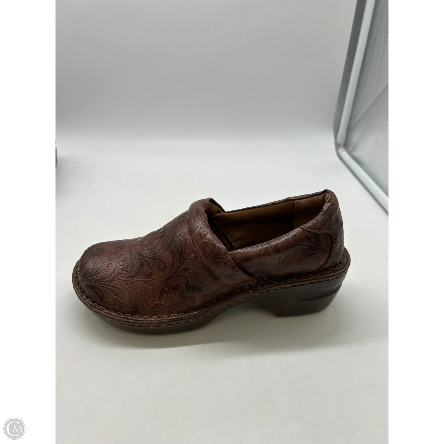 Shoes Flats By Boc In Brown, Size: 7.5