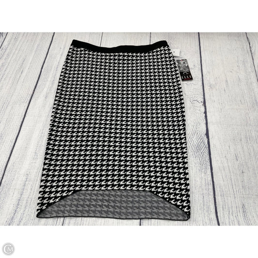 Skirt Midi By Elle In Black & White, Size: M