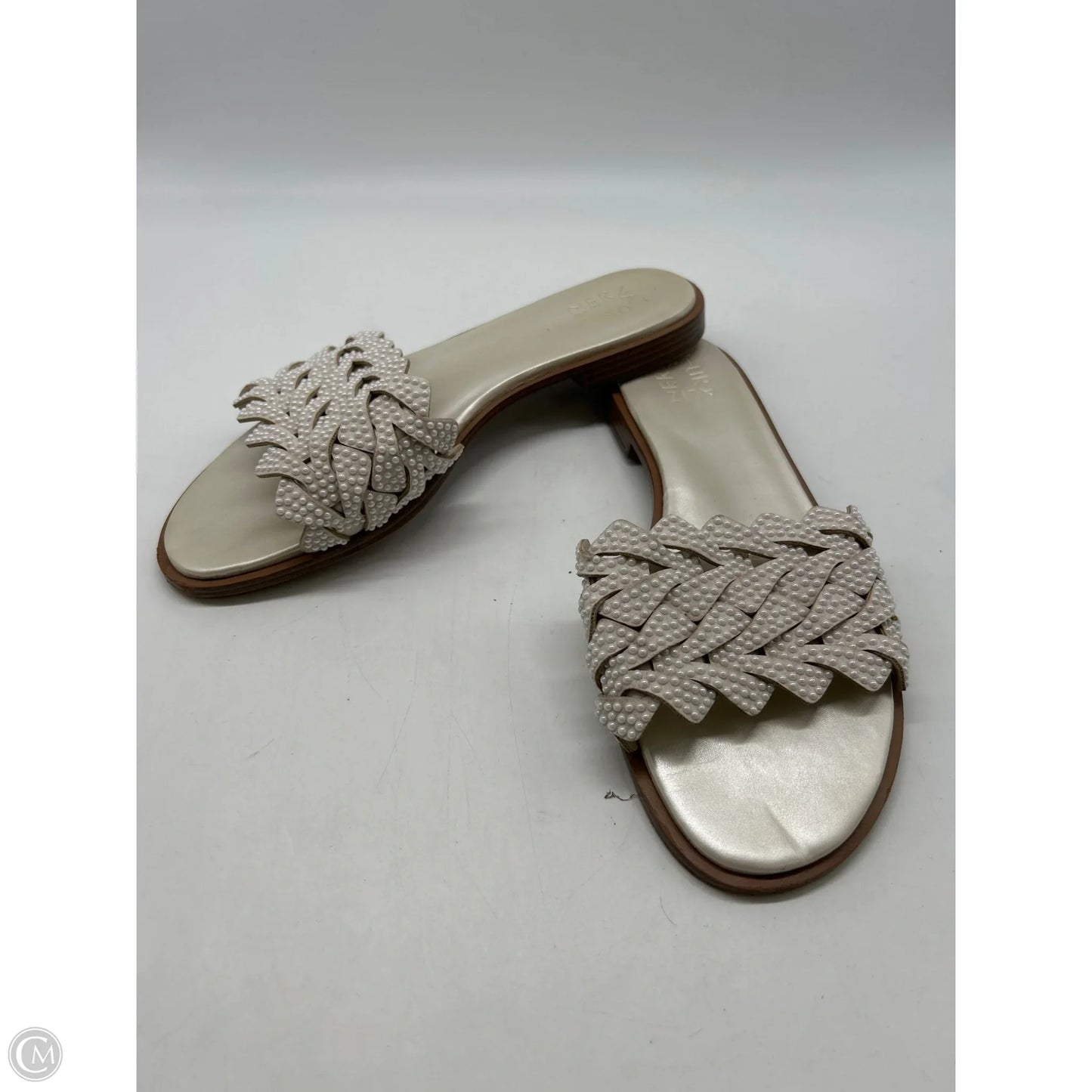 Sandals Flats By Naturalizer In Grey, Size: 9