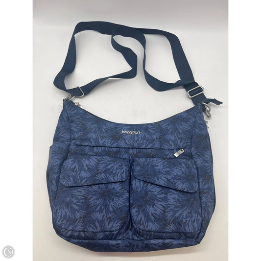 Crossbody By Baggallini, Size: Medium
