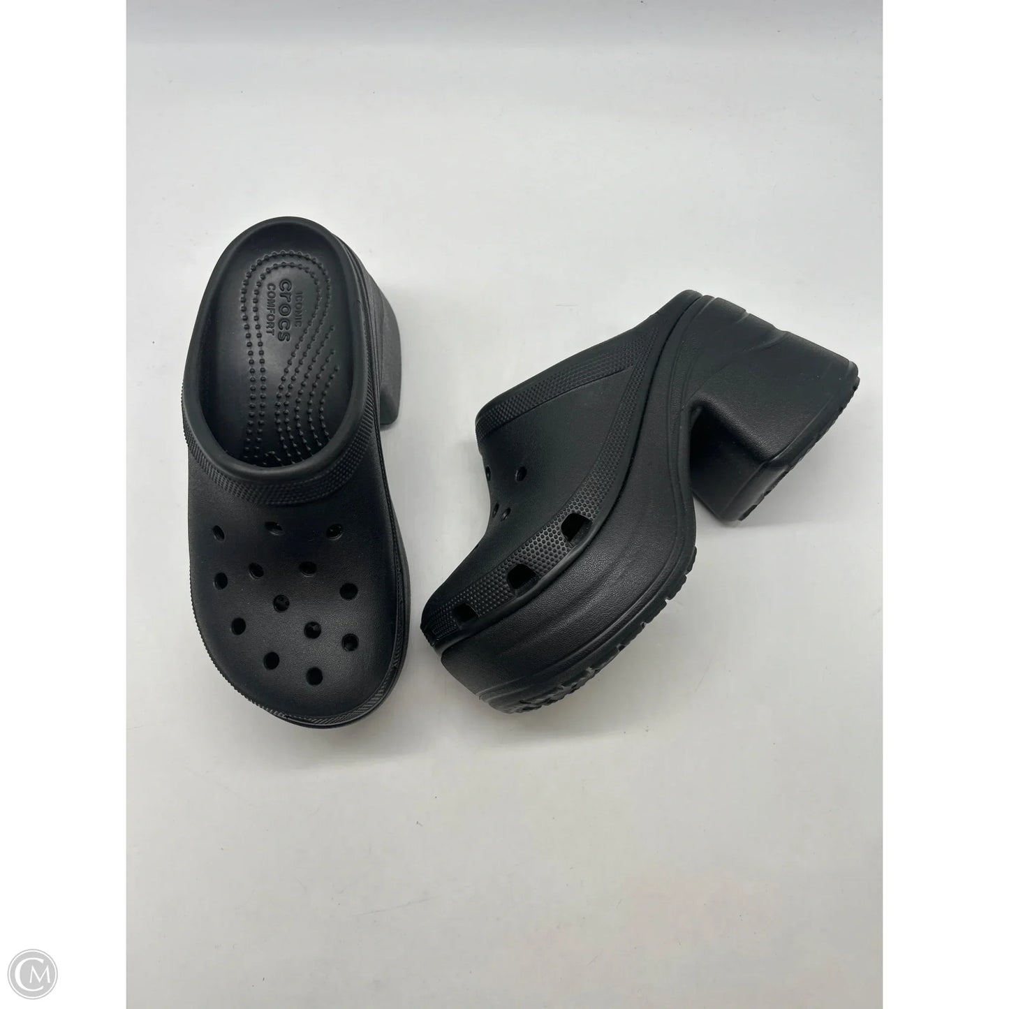 Sandals Heels Platform By Crocs In Black, Size: 6