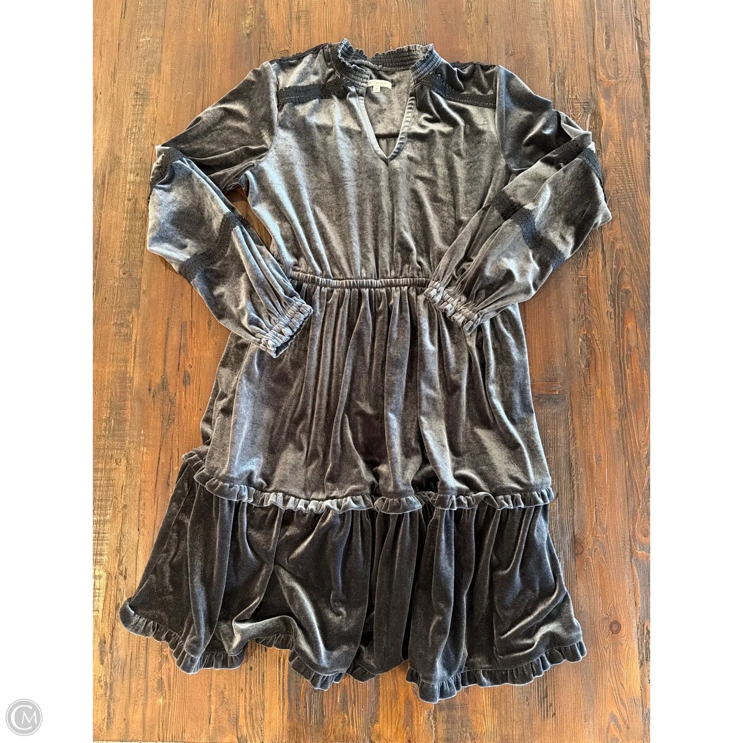Dress Casual Midi By Clothes Mentor In Grey, Size: M
