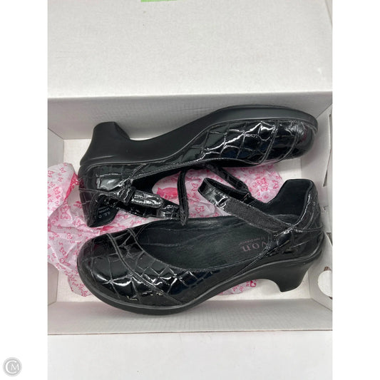 Shoes Heels Block By New Balance In Black, Size: 6.5
