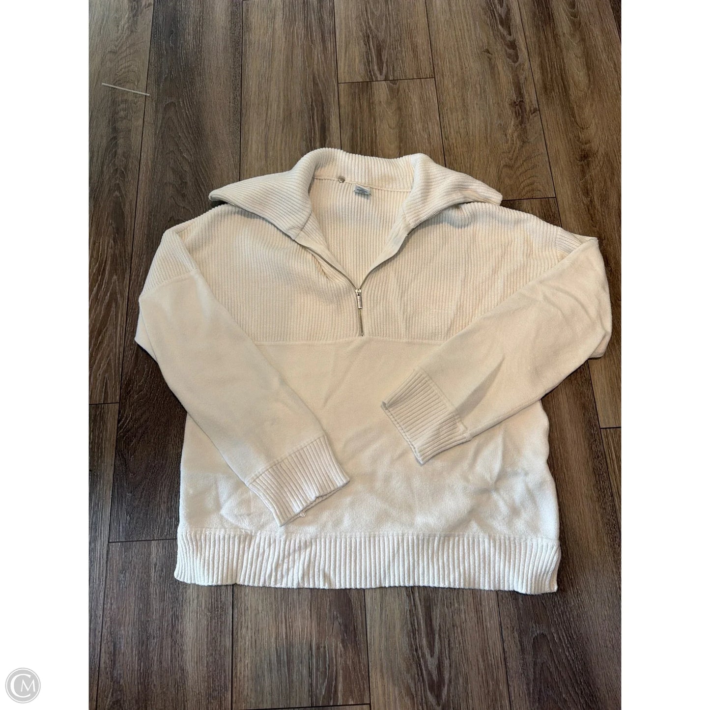 Sweater By Clothes Mentor In White, Size: L