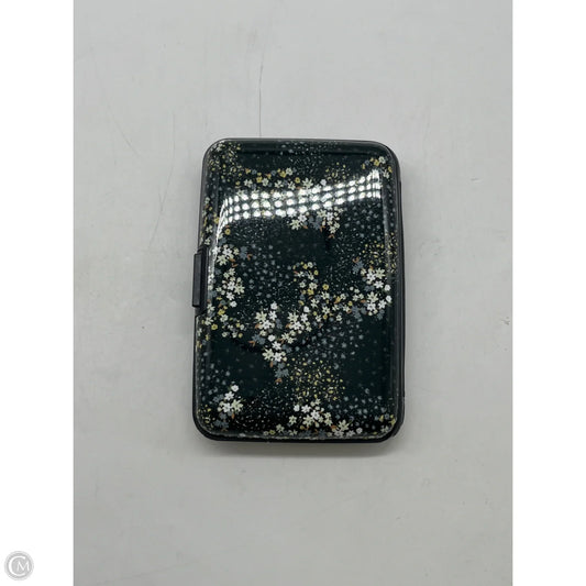 Women's Handbags - Used & Pre-Owned - Clothes Mentor - brand-isaac