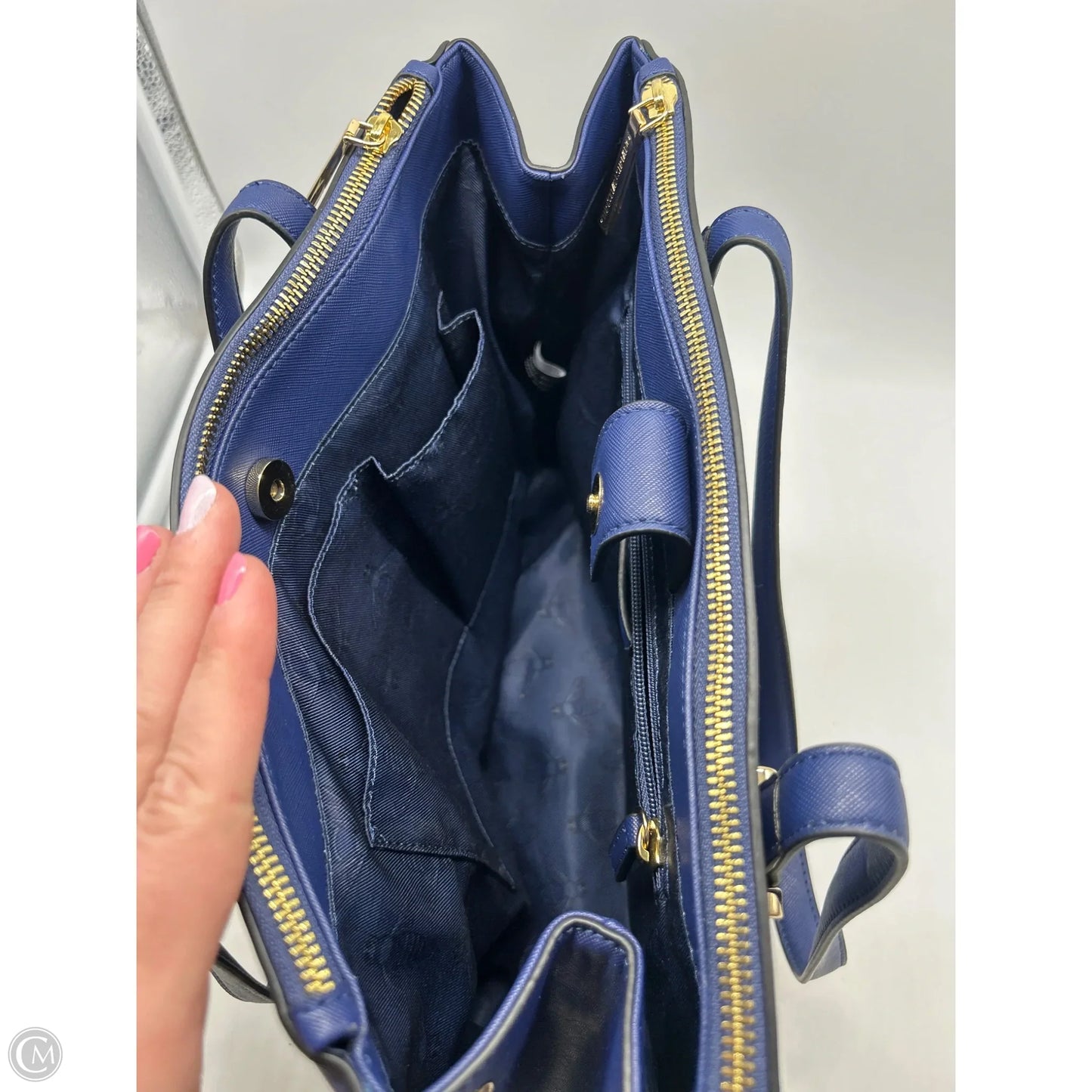 Handbag By Christian Siriano, Size: Medium