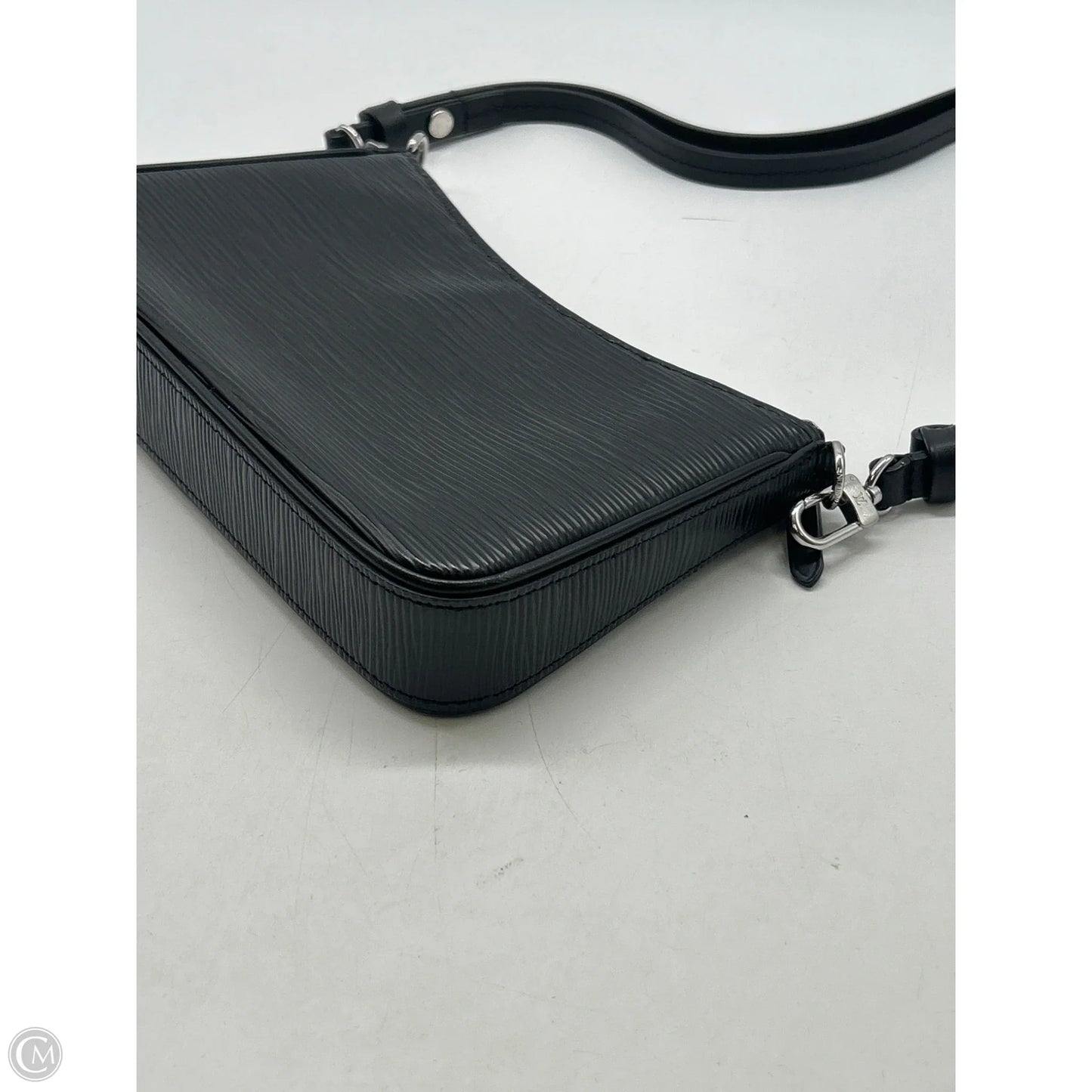 Handbag Luxury Designer By Louis Vuitton, Size: Small