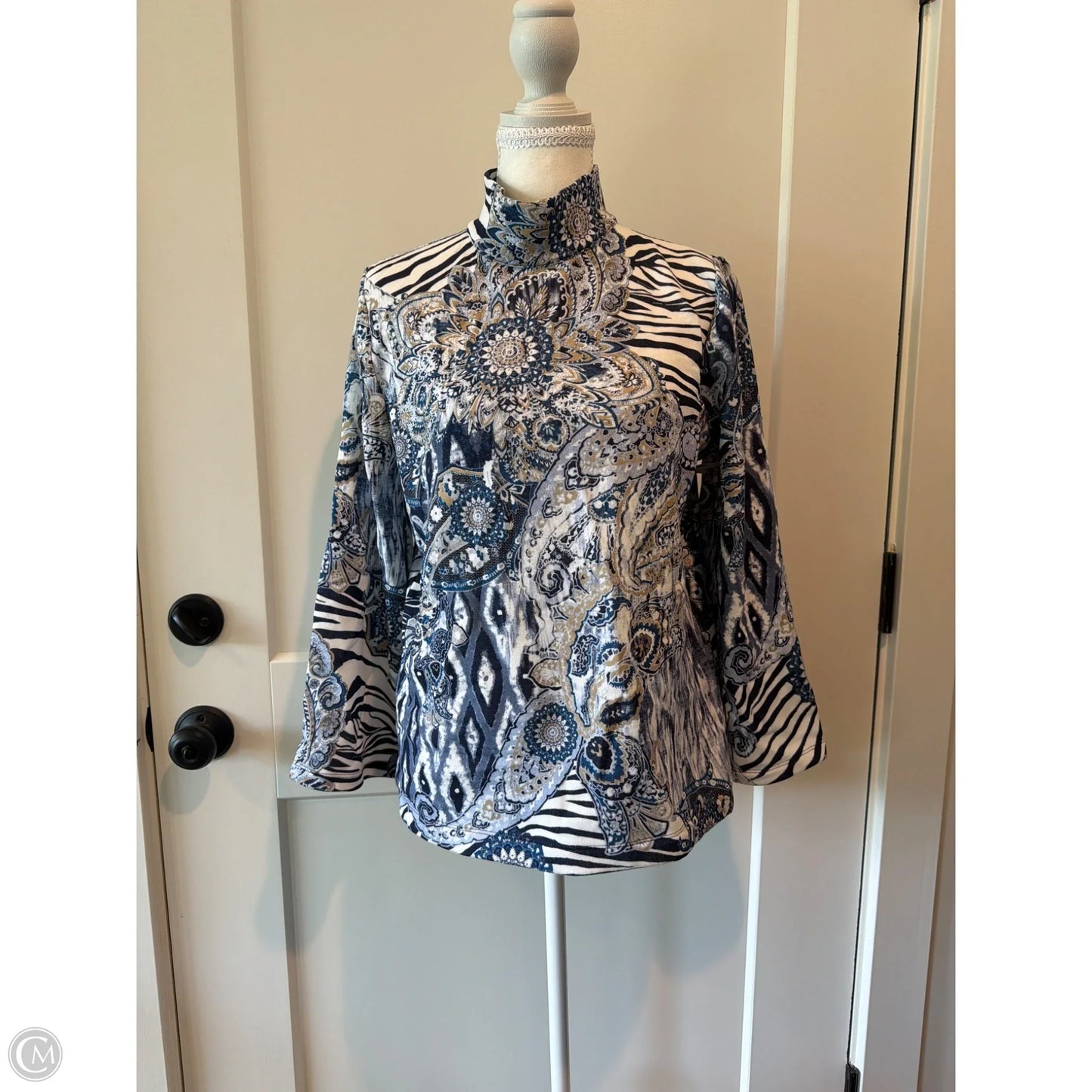 Top Long Sleeve By Chicos In Blue, Size: S