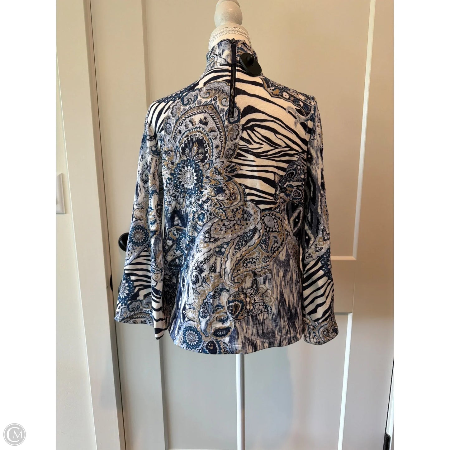 Top Long Sleeve By Chicos In Blue, Size: S