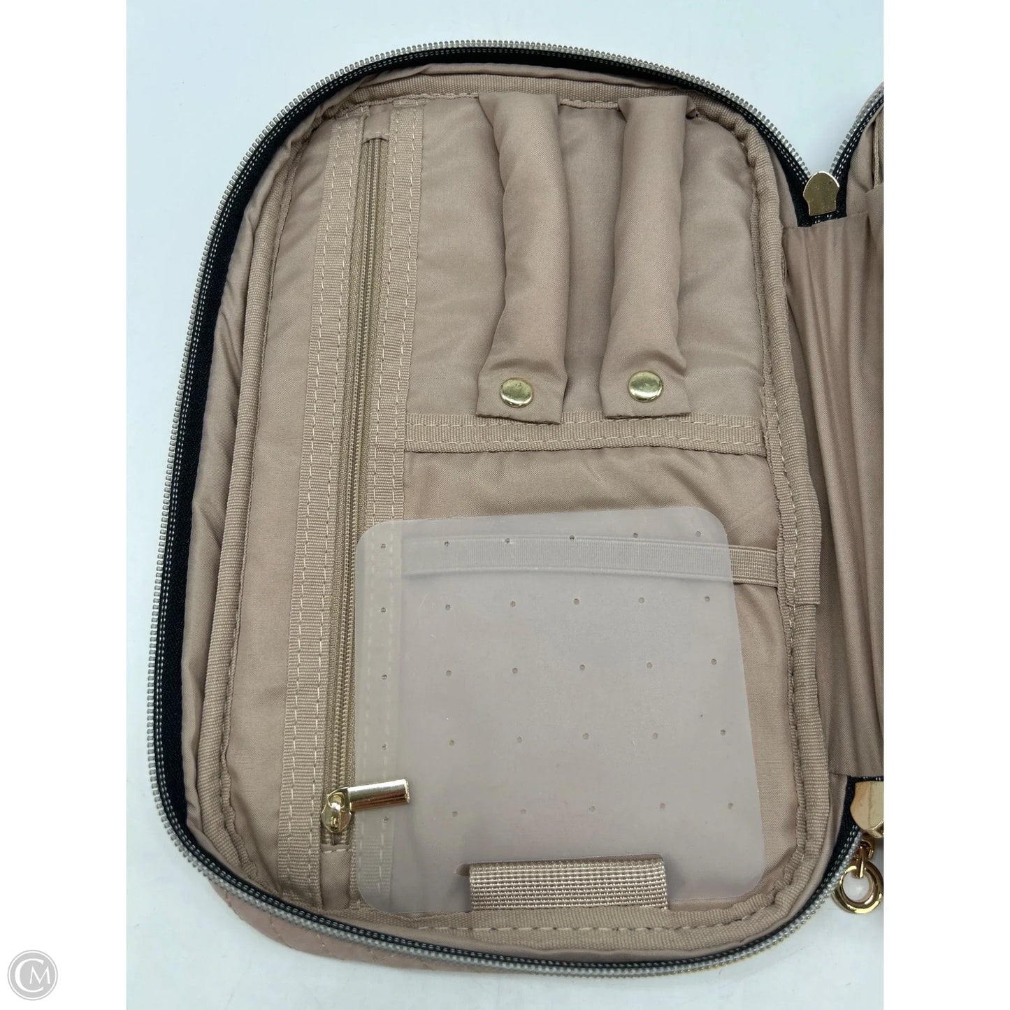 Makeup Bag By Clothes Mentor, Size: Medium