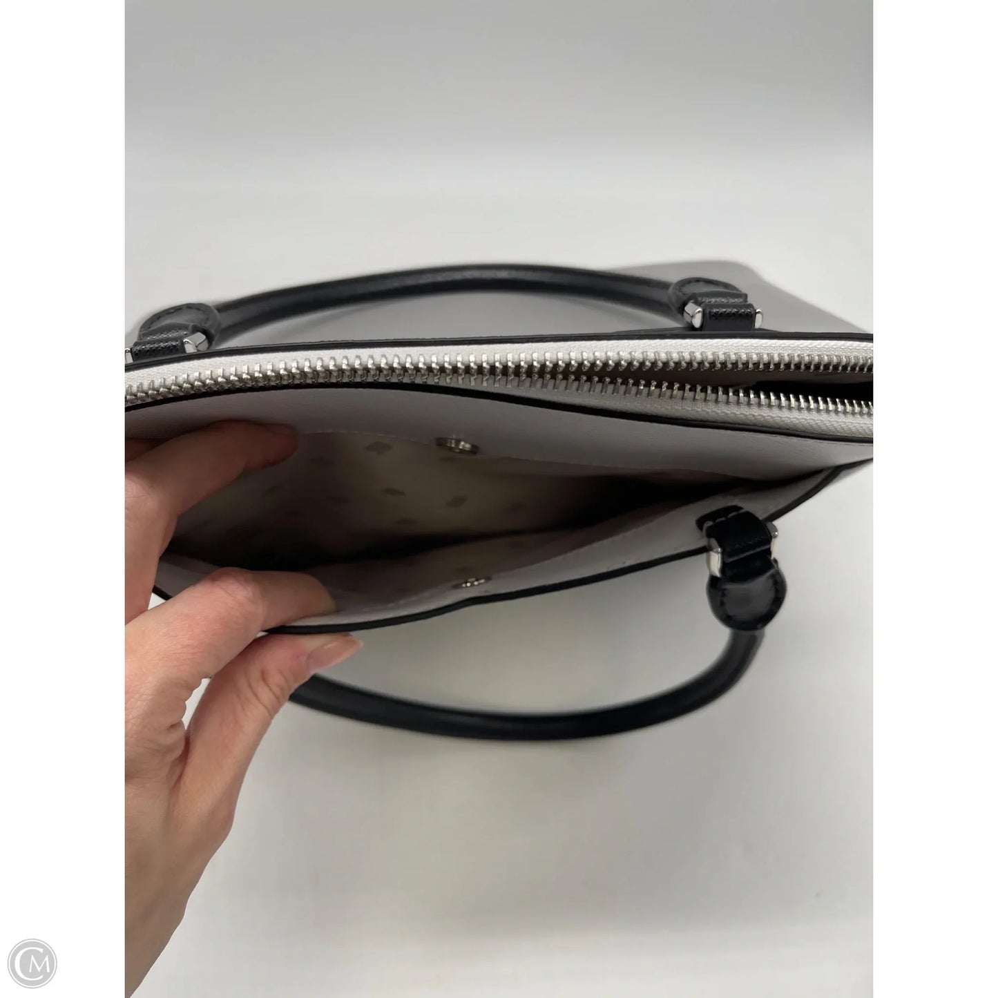 Crossbody Designer By Kate Spade, Size: Medium