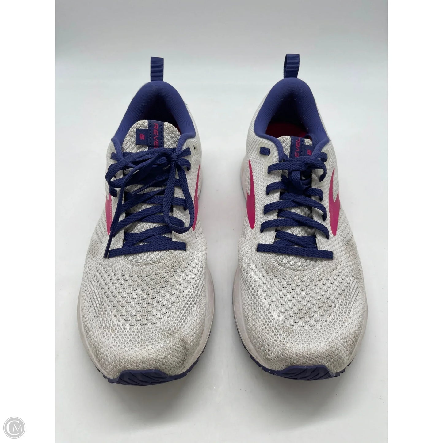 Shoes Athletic By Brooks In White, Size: 9