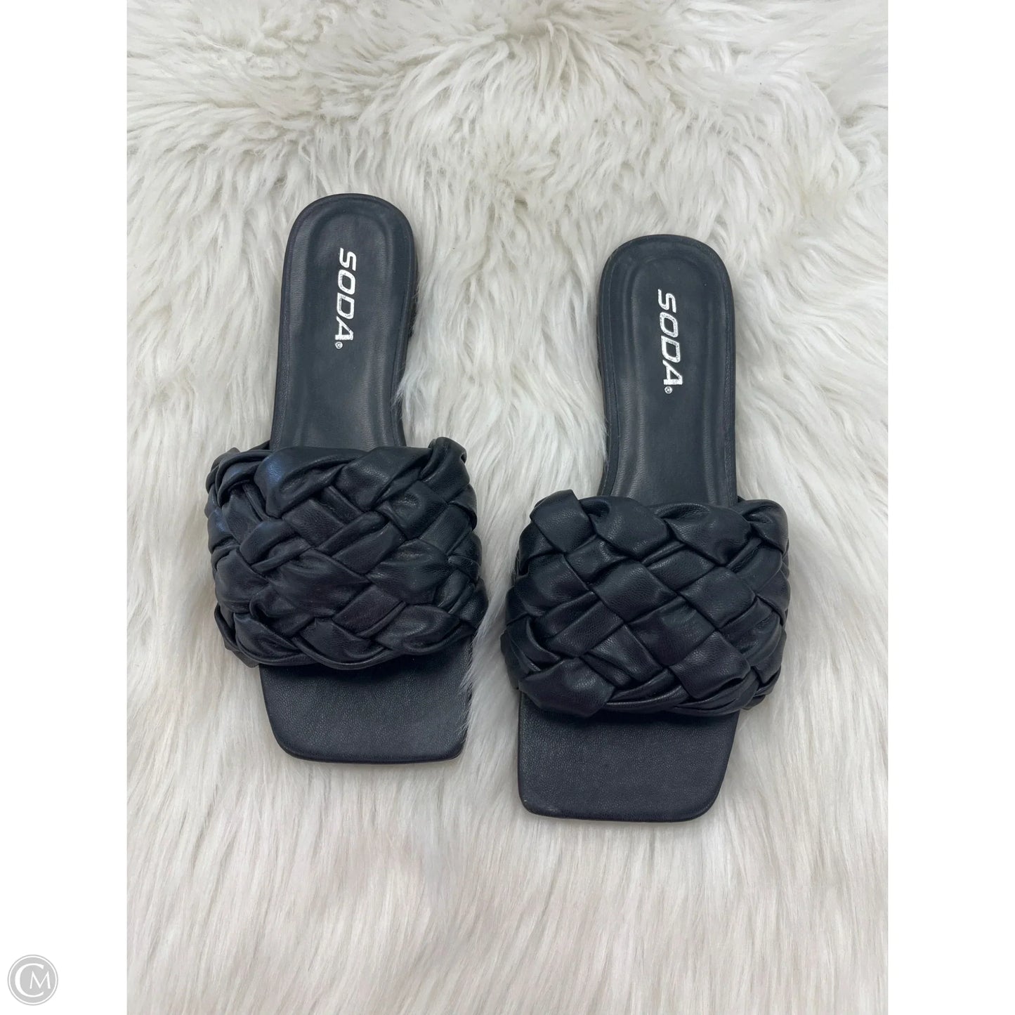 Sandals Flats By Soda In Black, Size: 7