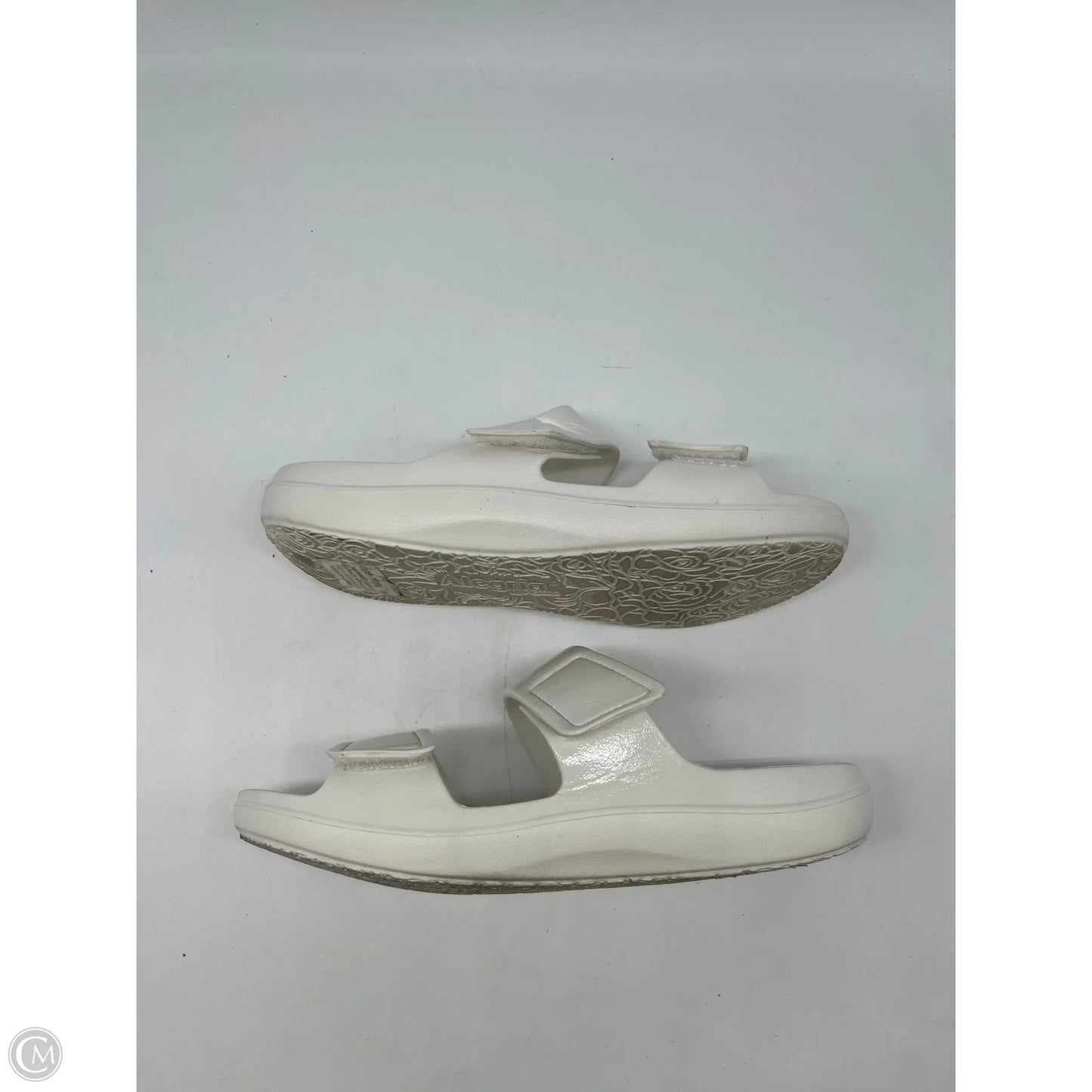 Sandals Flats By Alegria In White, Size: 9