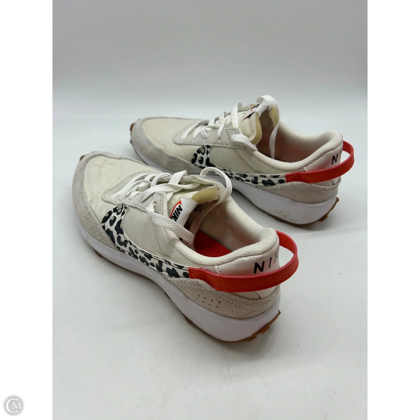 Shoes Athletic By Nike In Cream, Size: 10