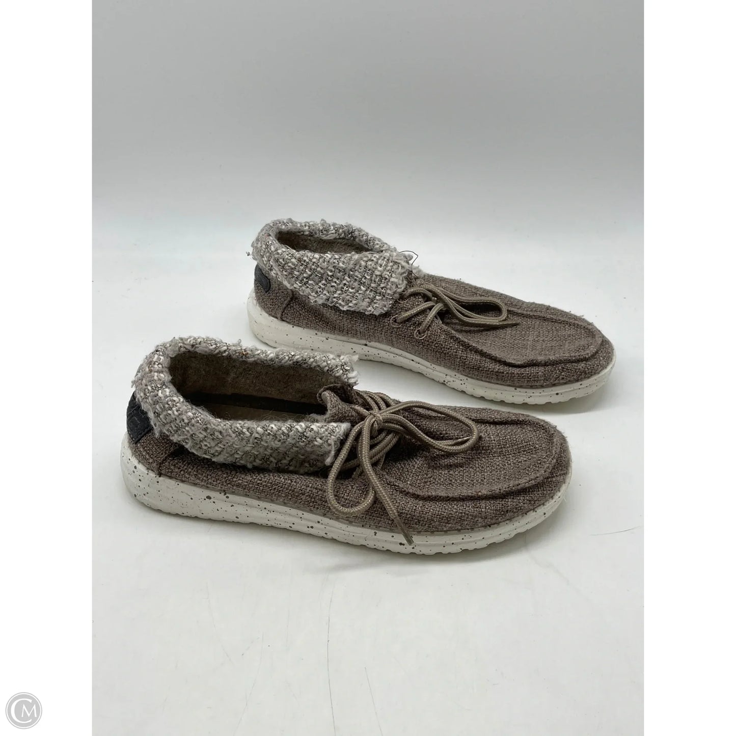 Shoes Flats By Hey Dude In Grey, Size: 7