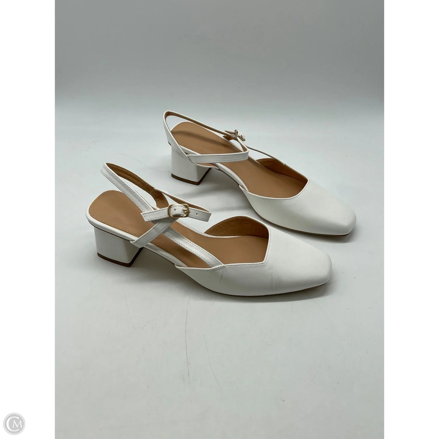 Shoes Heels Block By Clothes Mentor In White, Size: 8.5