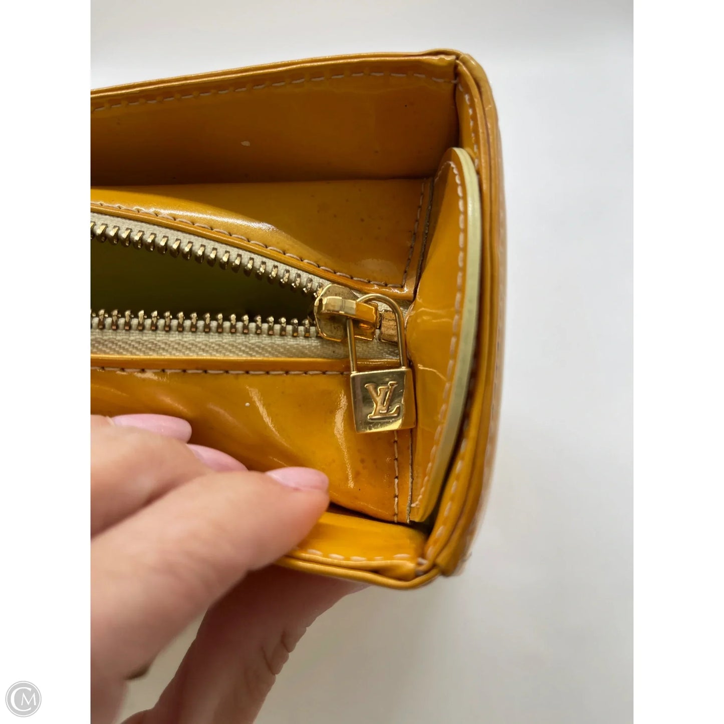 Handbag Luxury Designer By Louis Vuitton, Size: Large