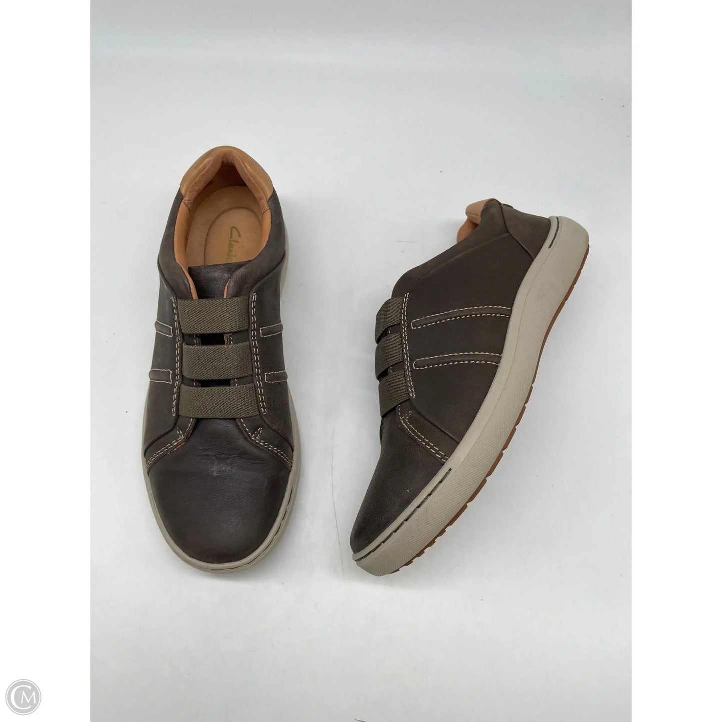 Shoes Sneakers By Clarks In Green, Size: 7