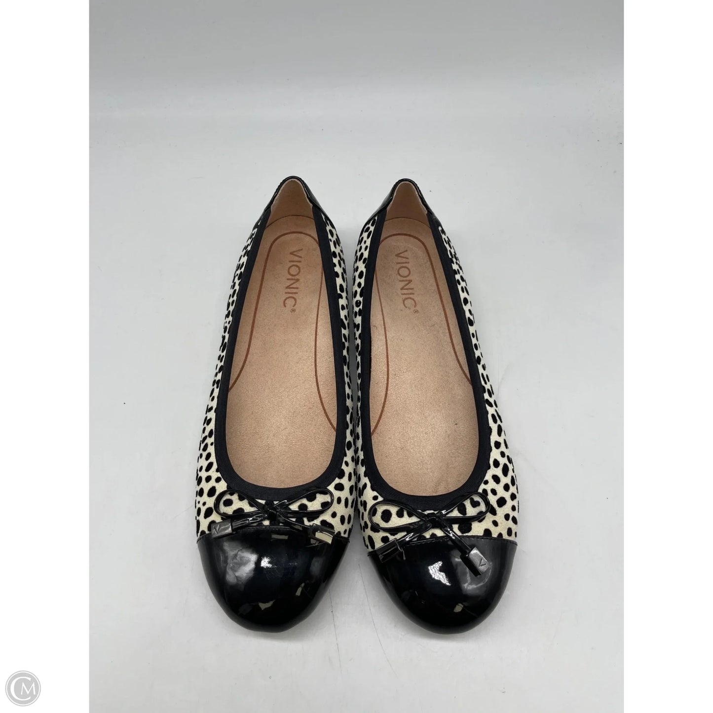 Shoes Flats By Vionic In Black, Size: 7.5