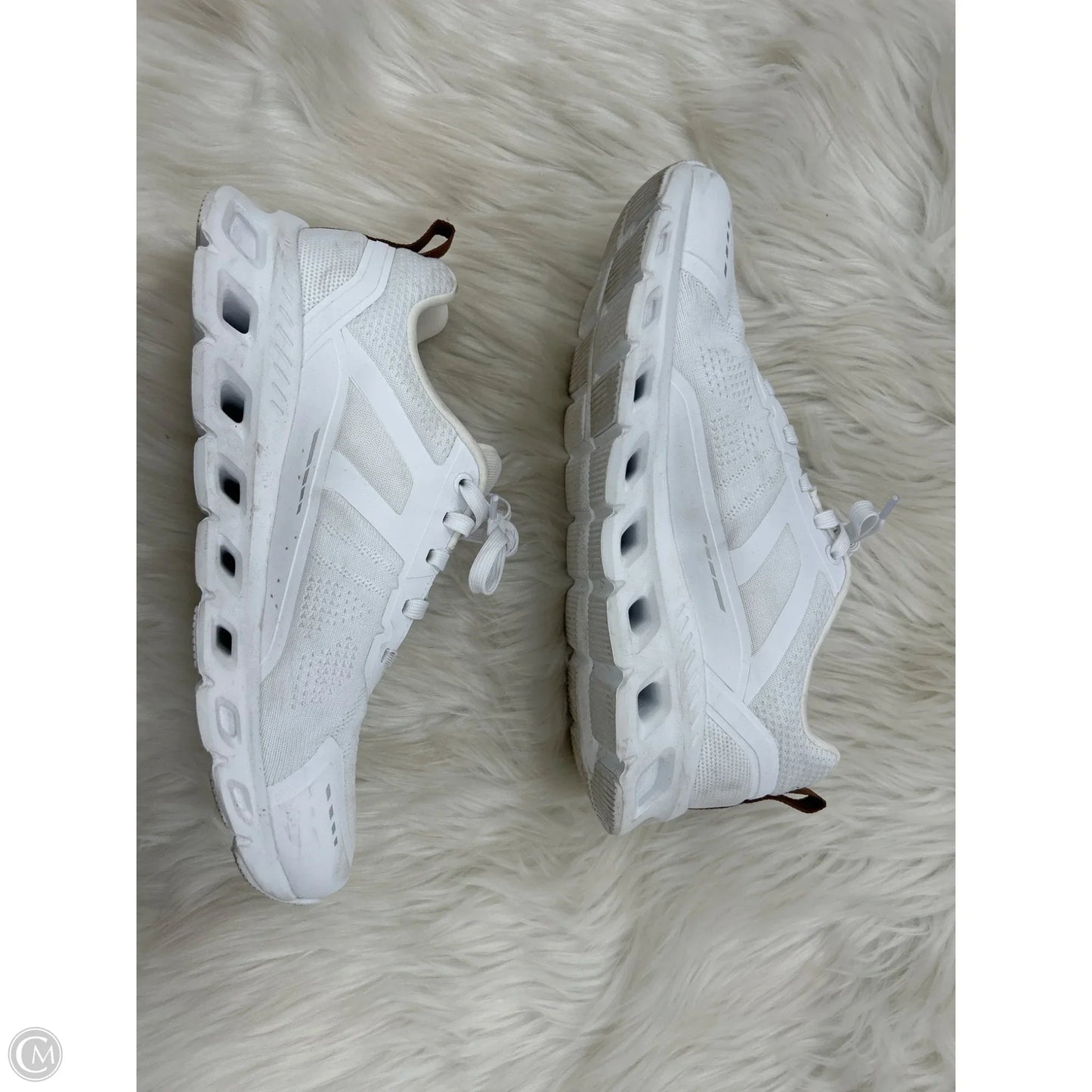 Shoes Athletic By Avia In White, Size: 10