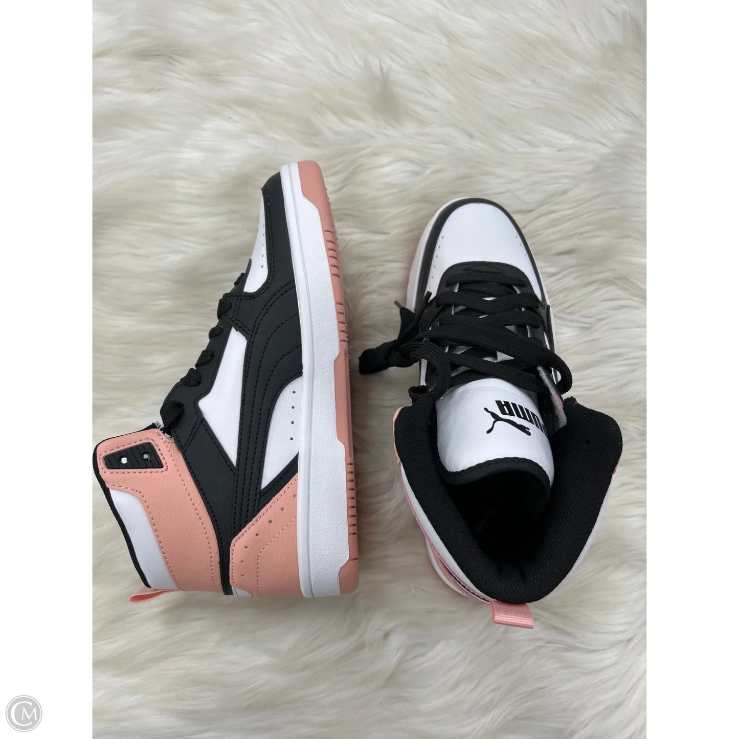 Shoes Sneakers By Puma In Pink, Size: 7