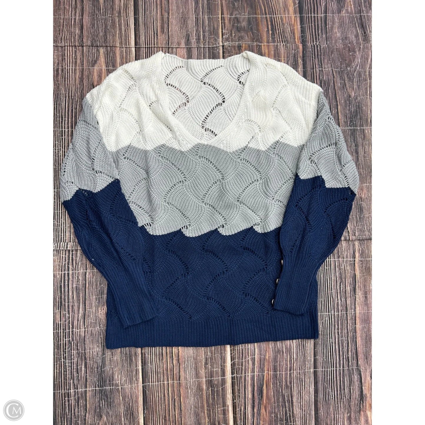 Sweater By Clothes Mentor In White, Size: M
