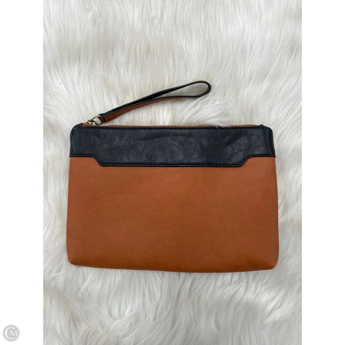 Wristlet By Clothes Mentor, Size: Medium