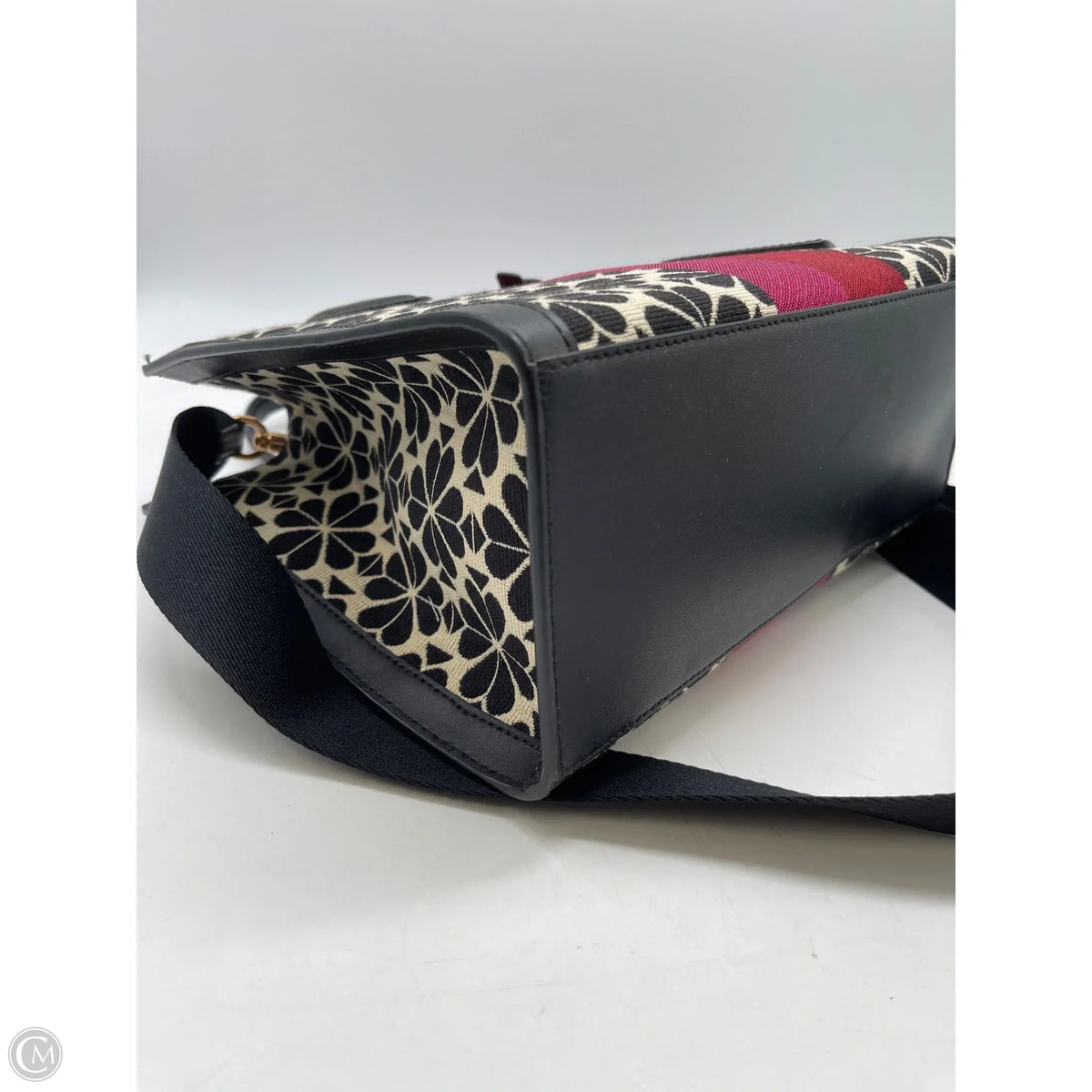 Crossbody Designer By Kate Spade, Size: Medium