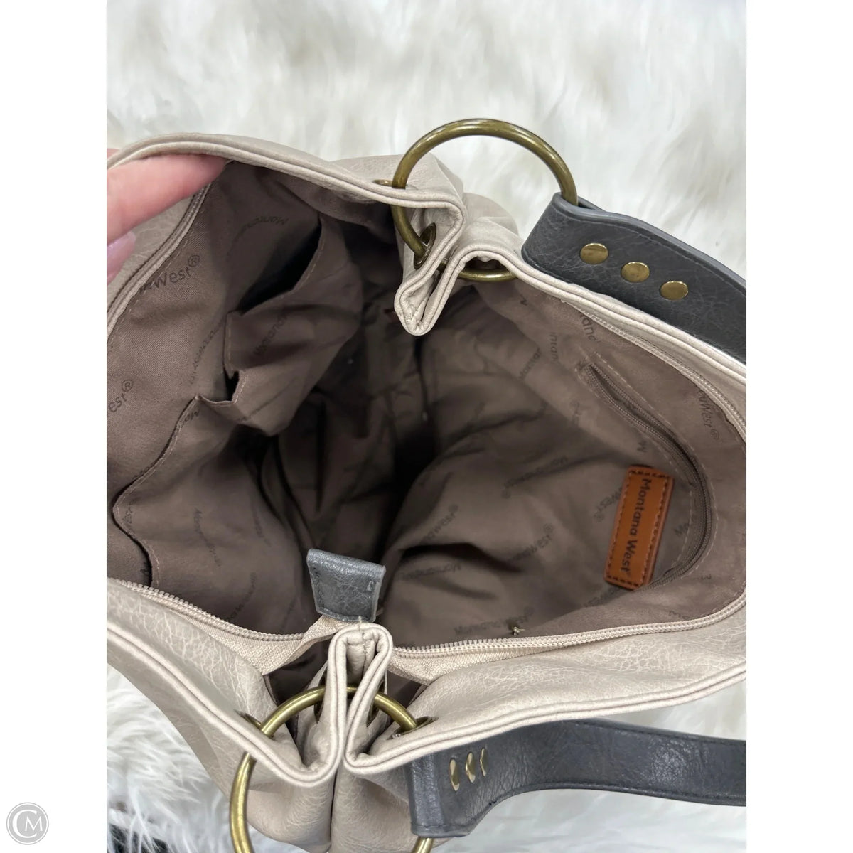 Handbag By Montana West, Size: Medium