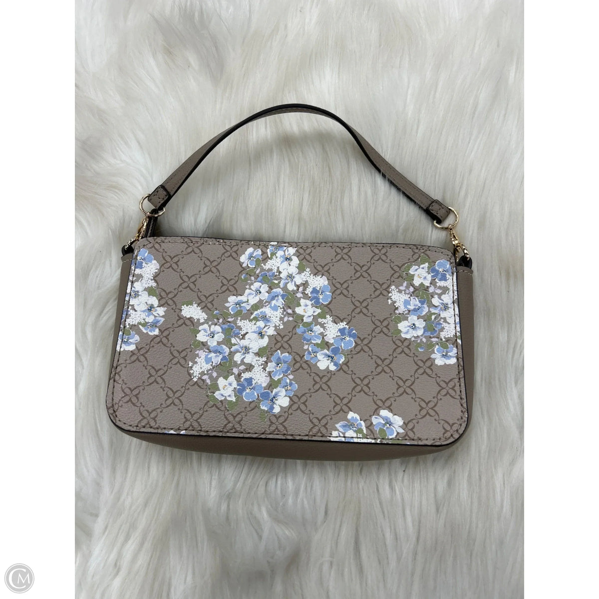 Wristlet By Clothes Mentor, Size: Medium