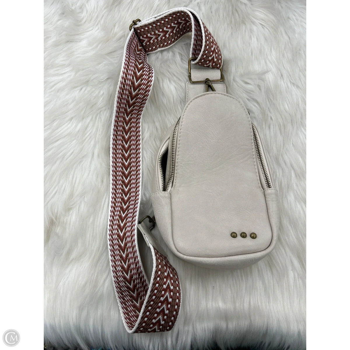Crossbody By Clothes Mentor, Size: Small