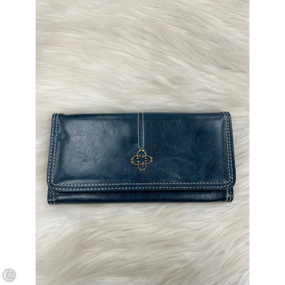 Wallet By Clothes Mentor, Size: Medium