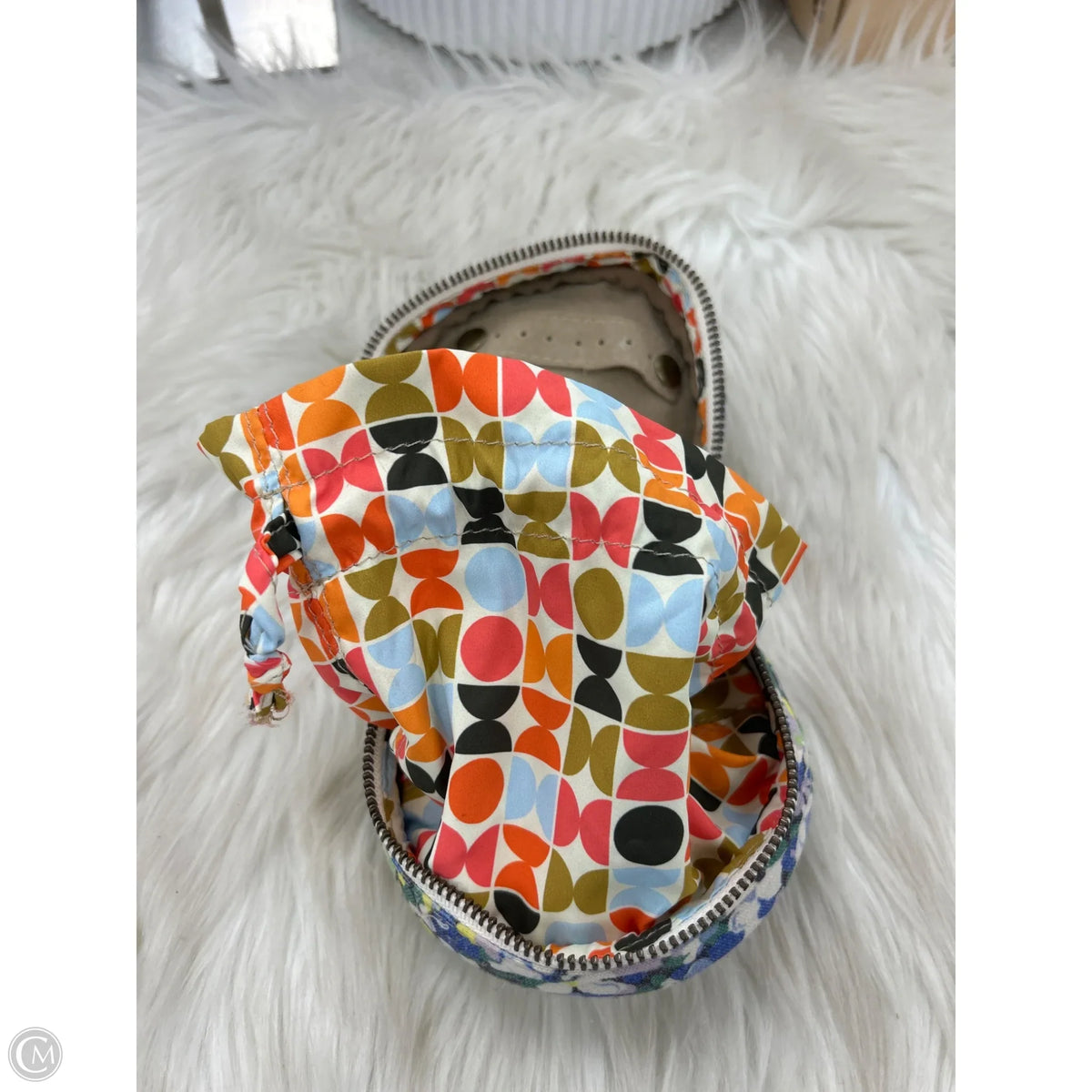 Jewelry Case By Clothes Mentor, Size: Small