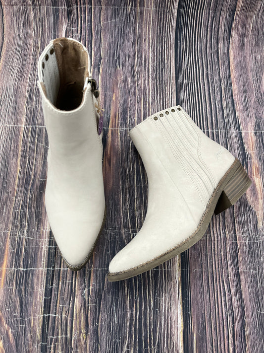 Boots Western By Blowfish In Cream, Size: 7.5