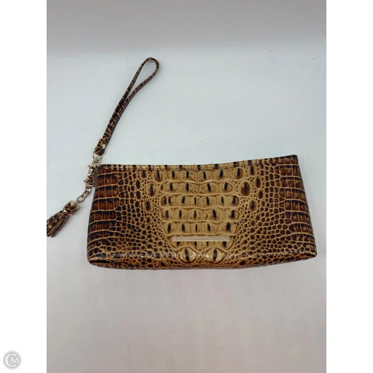 Wristlet Designer By Brahmin, Size: Large