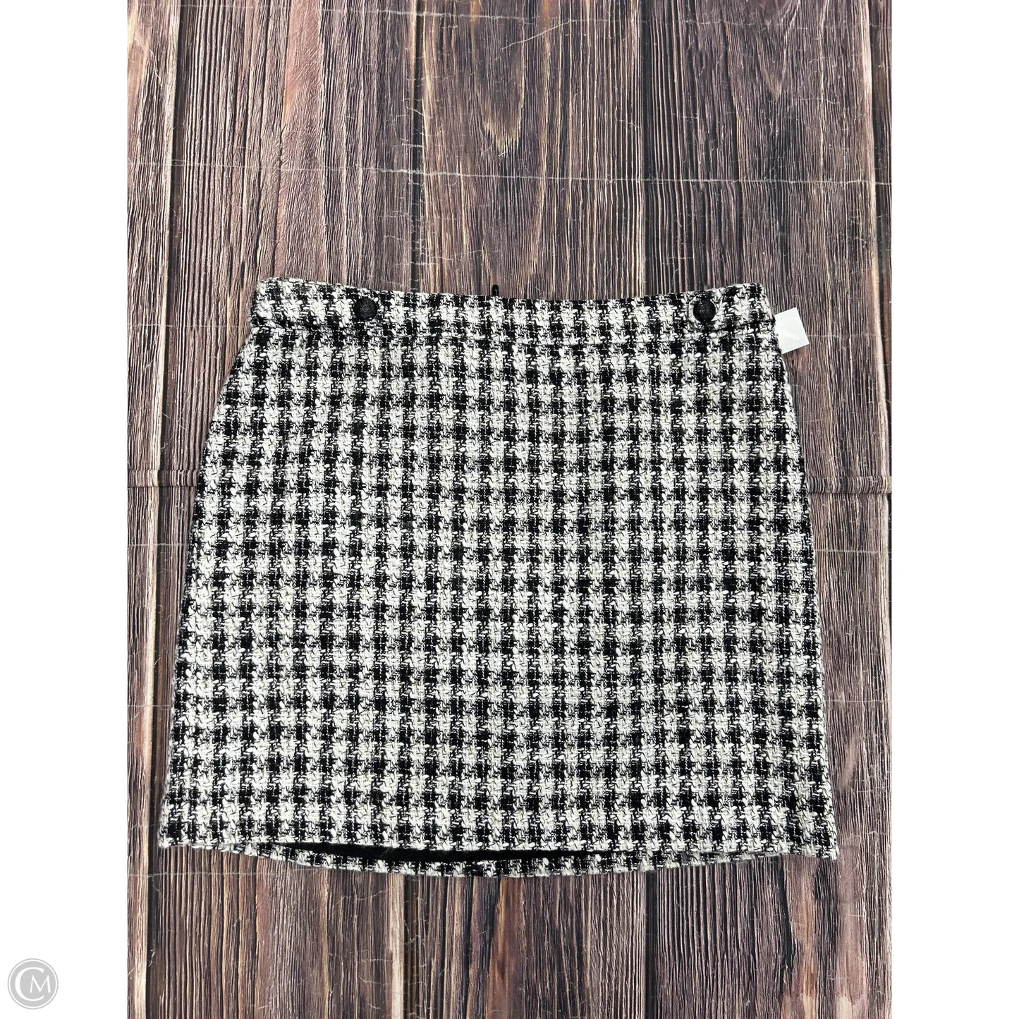 Skirt Mini & Short By White House Black Market In Black & White, Size: 10