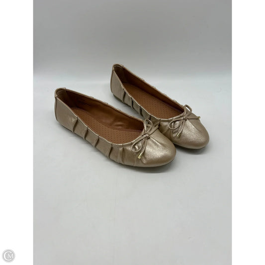 Shoes Flats By White Mountain In Gold, Size: 9
