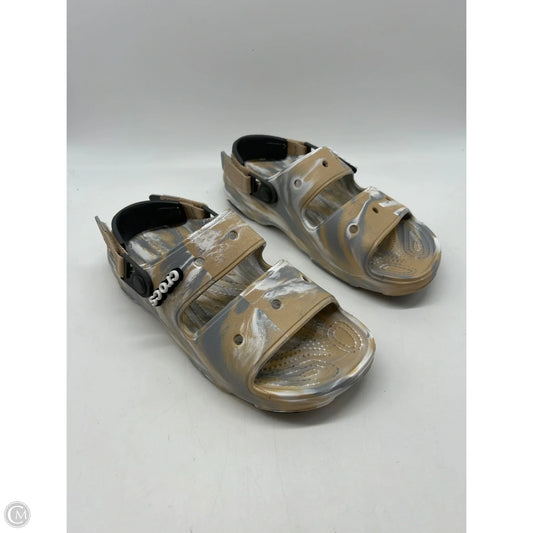 Sandals Flats By Crocs In Grey, Size: 8