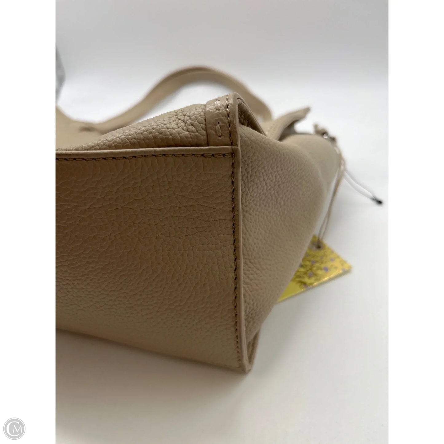 Handbag By Clothes Mentor, Size: Medium