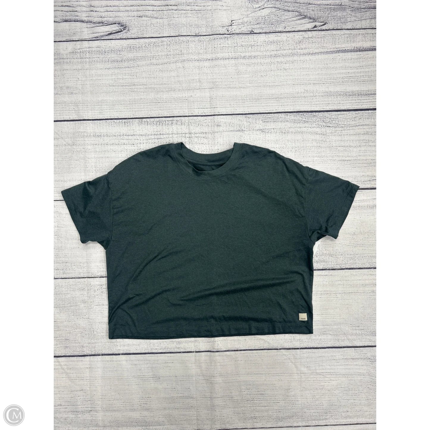 Top Short Sleeve By Vuori In Green, Size: S