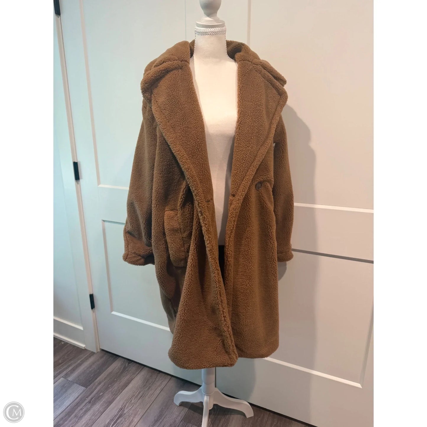 Coat Faux Fur & Sherpa By Universal Thread In Brown, Size: M