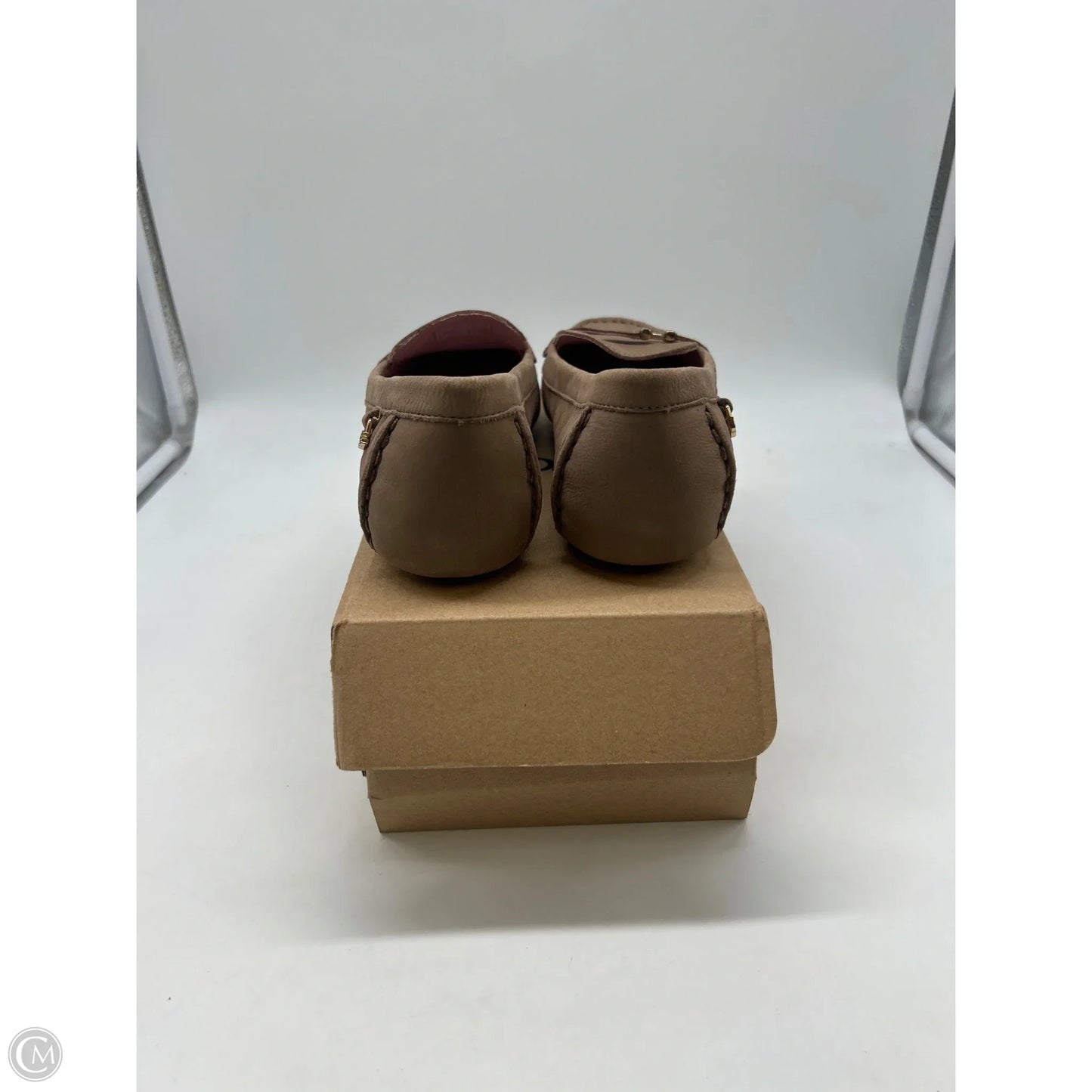 Shoes Designer By Ugg In Tan, Size: 8