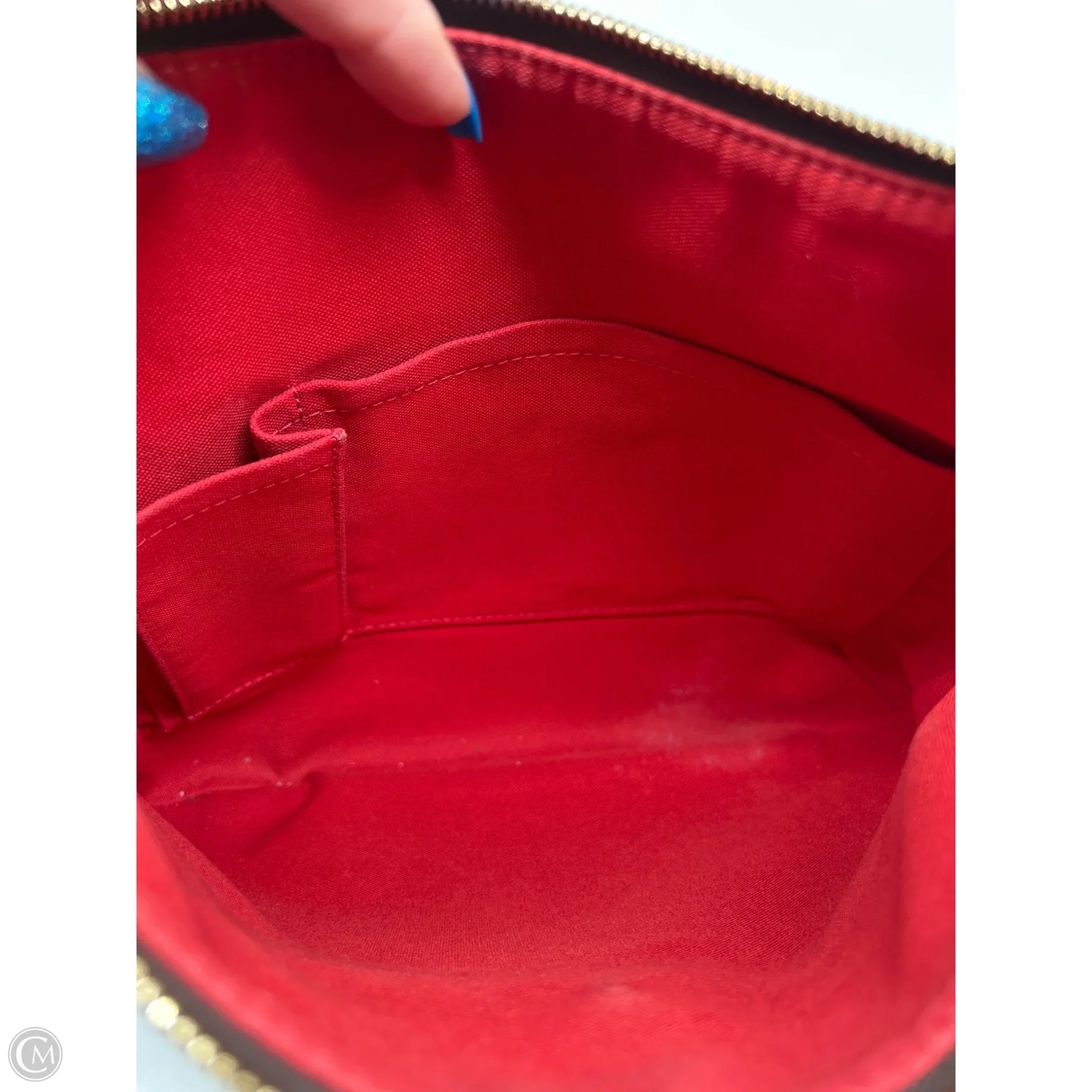 Crossbody Luxury Designer By Louis Vuitton, Size: Medium