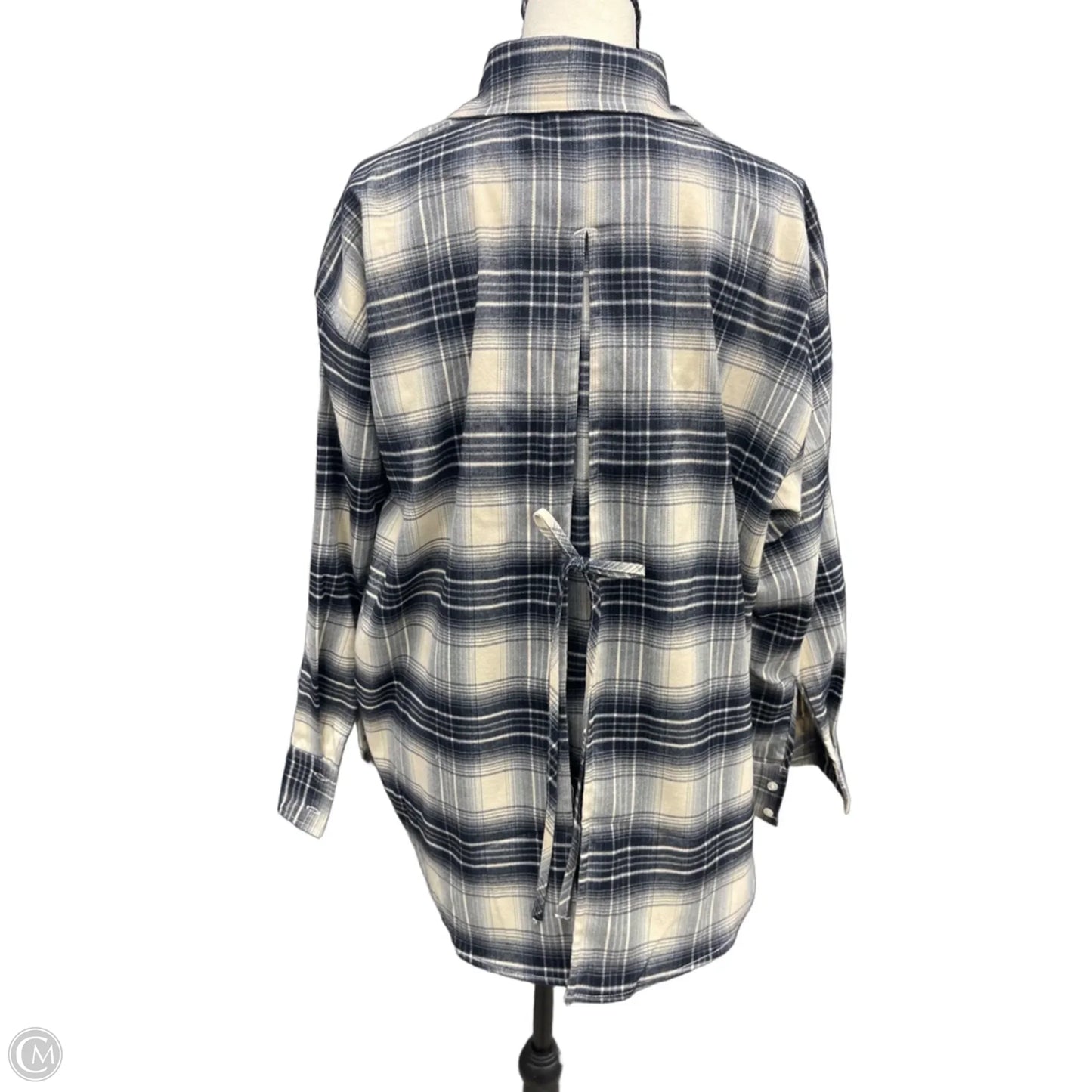 Top Long Sleeve By Clothes Mentor In Blue, Size: L