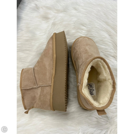 Boots Ankle Flats By Clothes Mentor In Tan, Size: 10