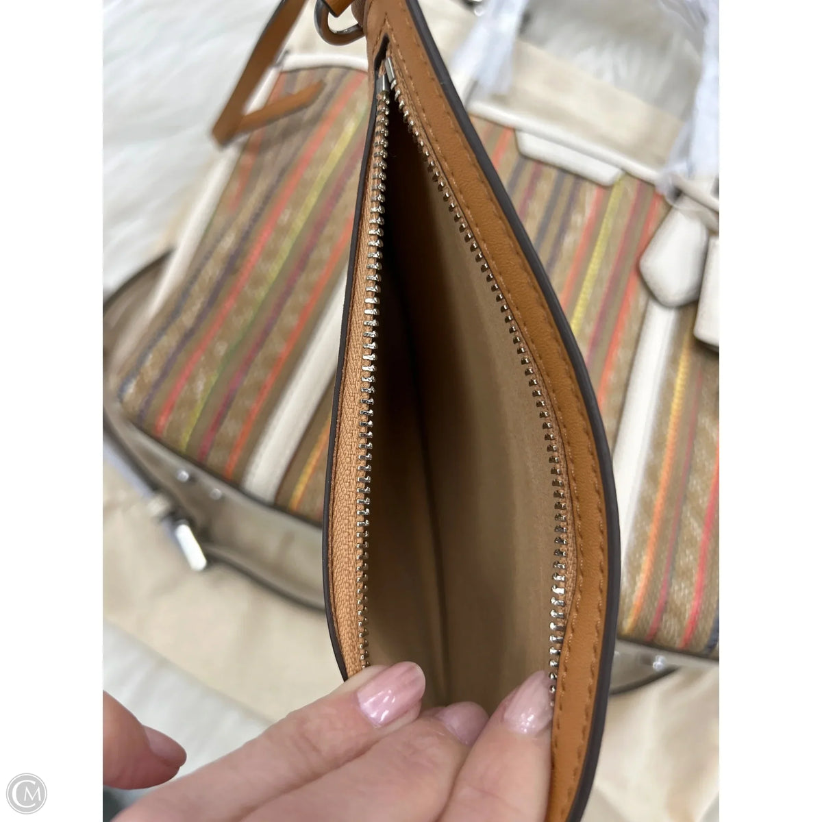 Handbag Designer By Tory Burch, Size: Medium