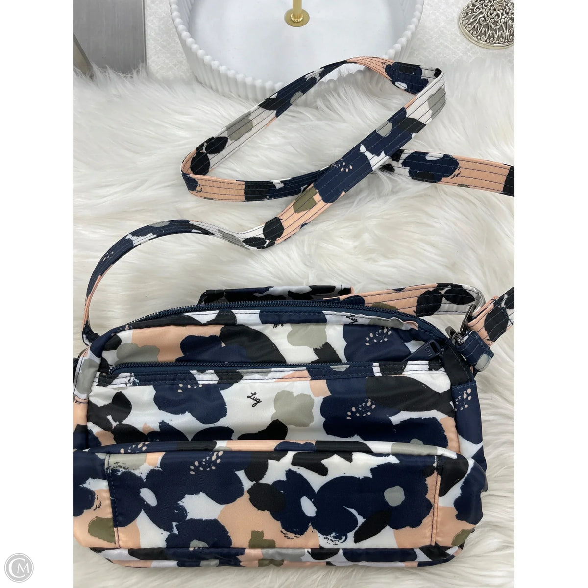 Crossbody By Lug, Size: Medium