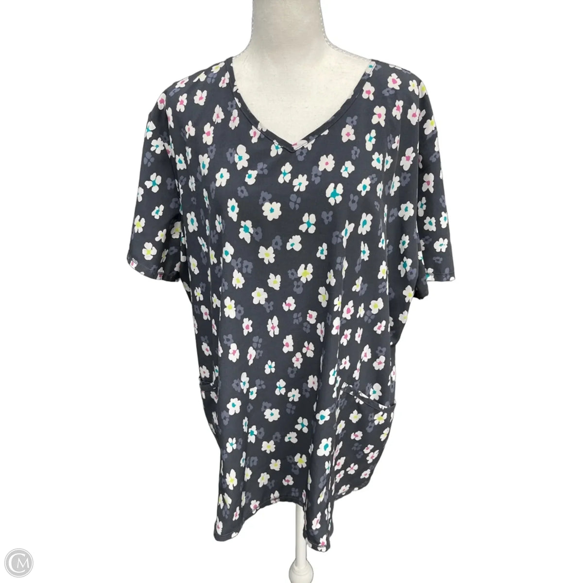 Top Short Sleeve By Clothes Mentor In Grey, Size: 2x