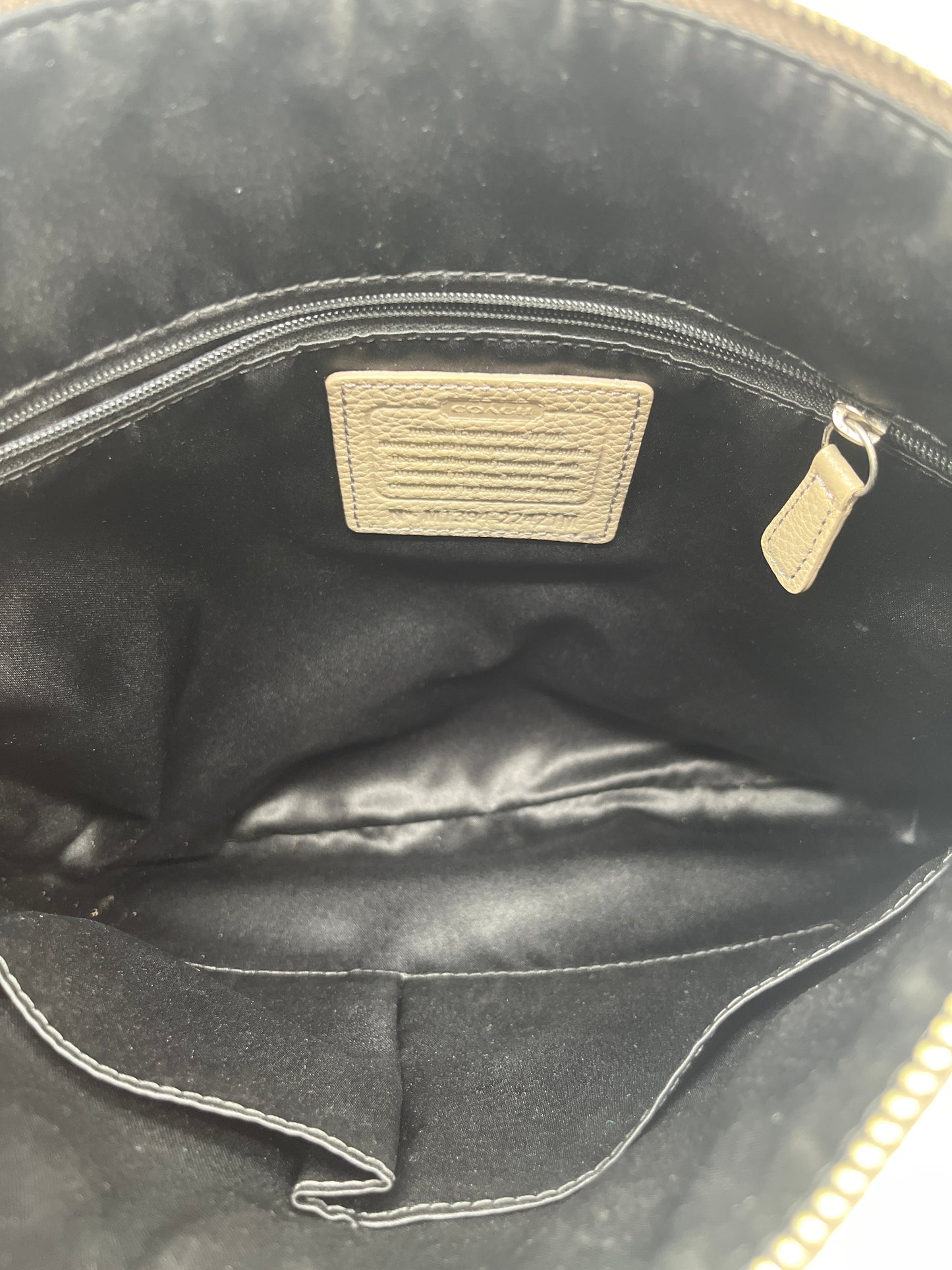 Handbag Designer By Coach  Size: Medium